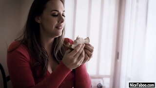 ���หมือน MILF ชาแนลเพรสตันดูดิ๊กแล้วก็แย่หนัก