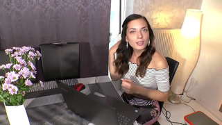 Utent jissodisfa dilettanti ġermaniż u irdigħ blow job