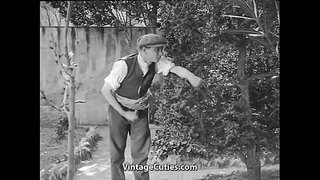 Баҡсасылар Уның Яңы Домохозяин Приманивать