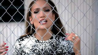 یوسف آرایش-A។ K។ A។ ប៊ុណួរ Booty