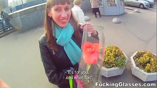 Kurva, Brýle, Náš chlap měl další plánované datum dnes