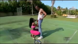 Ms Ĉerizo Floroj kaj ŝiaj tag team bbc