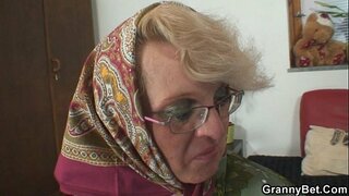 Dia kehendaki seorang pemuda asing