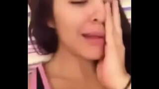 Video dedicate mirele își arată pesones