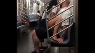 Poezdda jinsiy aloqa