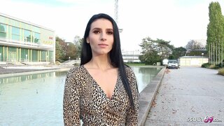 ���ර්මානු බාලදක්ෂ - හුරුබුහුටි එකඑල්ලේ දැරිය දුෂණයට ලිංගික දී ව්යාජ ආදර්ශ රැකියා