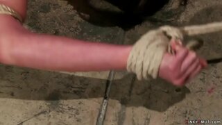 Ȣ�骗了大奶金发碧眼的妻子樱桃撕裂的联系和噱头娇小的黑发的亚洲女按摩师谁有事件与她的丈夫然后乱搞她的肛门