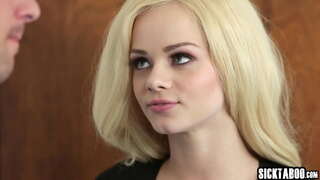 Возбужденная prekrasna proguta kurac momak i оседлала ga